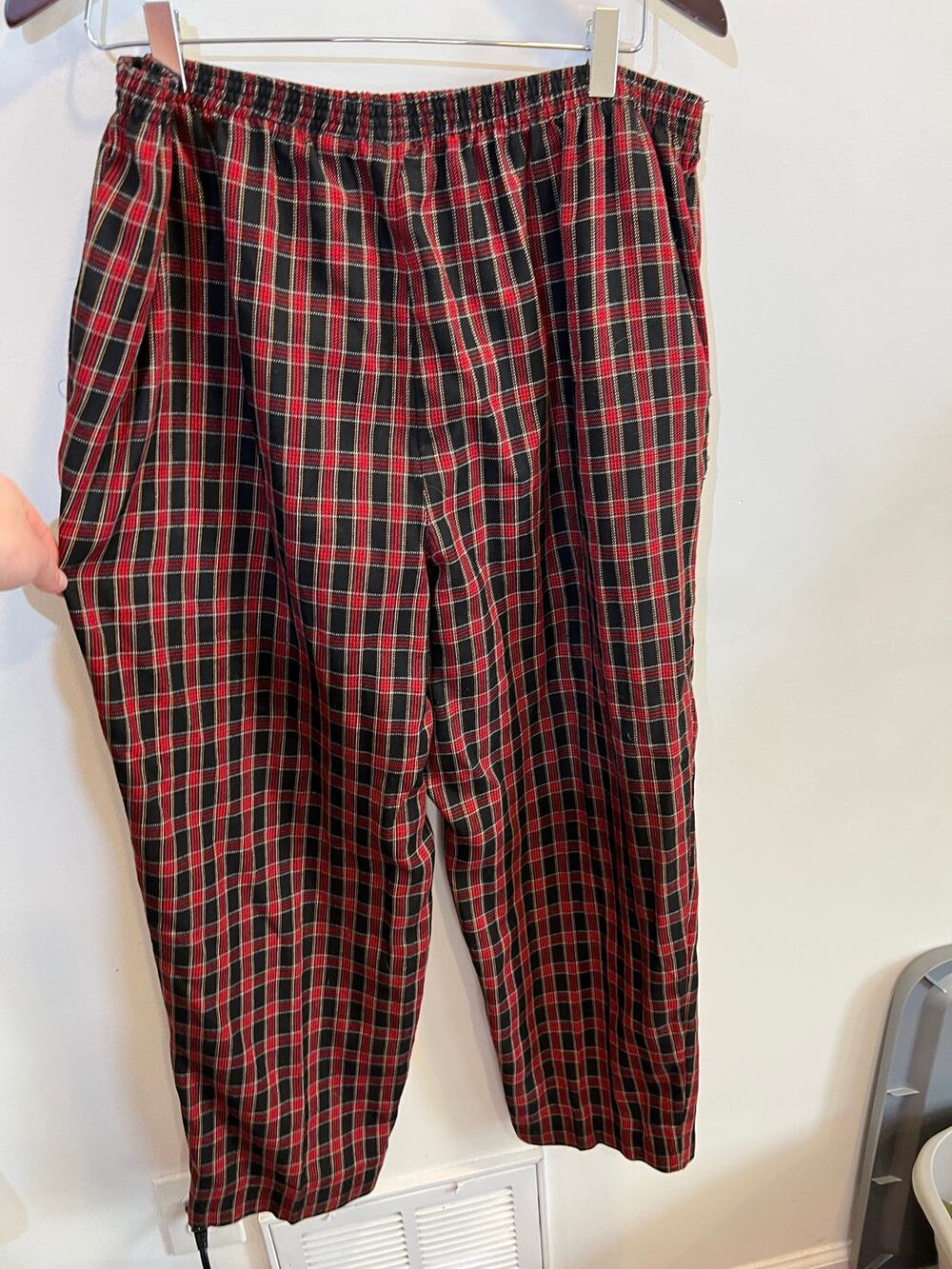 Women's Alfred Dunner  Elastic Waist Plaid Pants - Size 16/18